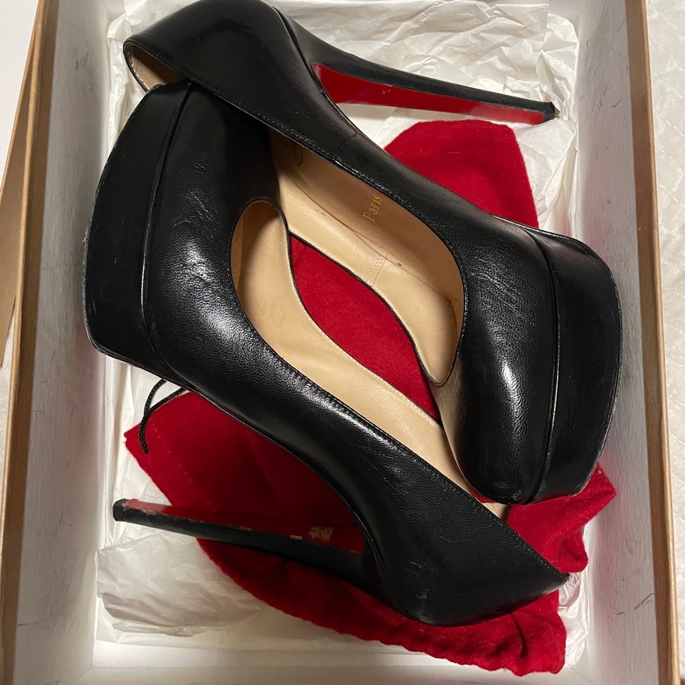 Christian Louboutin Bianca 140